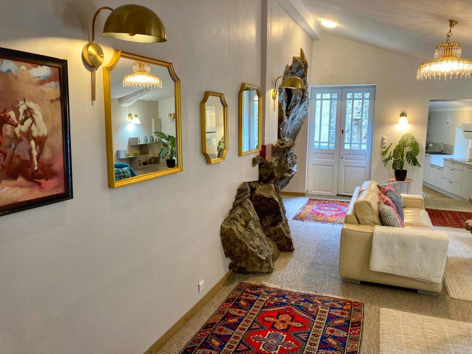 Château Cabaret: Luxury Cathar Retreat with Panoramic Terrace Lastours Exterior photo